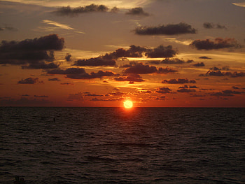 sun over the ocean, sky, sun, ocean, sunset HD wallpaper