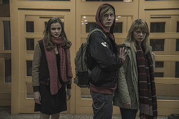Dark TV Show : Embrace the Mystery, TV Show, Dark (TV Show) HD wallpaper
