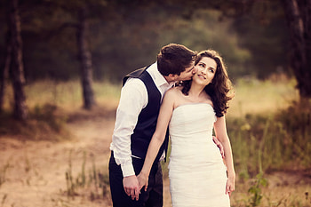 Couple Kissing, kiss, couple, love HD wallpaper