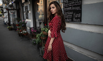 Streets, woman model, walk, brunette HD wallpaper