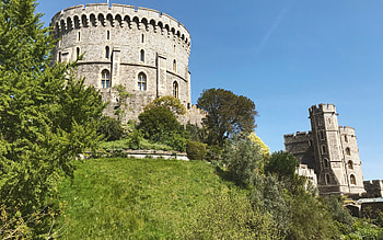 Windsor Castle, Queen Elizabeth II residence, Ancient royal fortress, England HD wallpaper