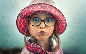 Just a rainy day, blue eyes, mood, rainy day, cute, john wilhelm, girl, fetita, copil, pink, child, hat HD wallpaper