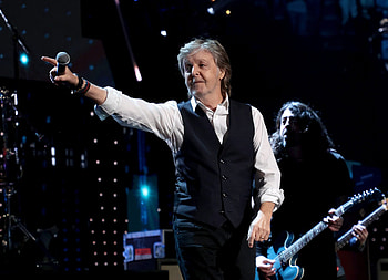 36th Annual Rock and Roll Hall of Fame Induction, Paul McCartney HD wallpaper