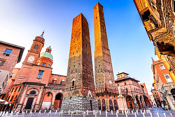 The Two Towers, Bologna HD wallpaper