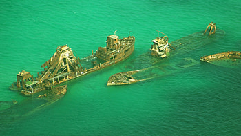 Ship Wreck, marine, boat, wreck, ship, water, ocean HD wallpaper