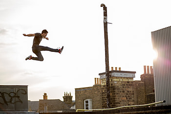 running, Ampisound parkour, running grapher, Ampisound HD wallpaper
