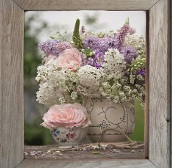 Soft touch, wooden, roses, frame, arrangements, cup, spring, still life, springflowers, flowers HD wallpaper