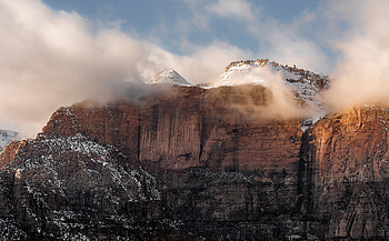 Zion National Park United States Rock Mountains Sunlight Glow , mountains, sunlight, glow, rocks, nature HD wallpaper