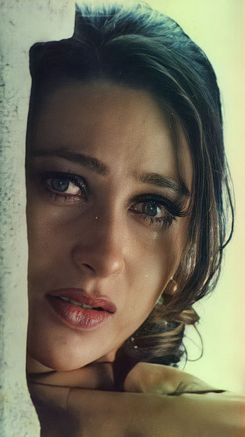 Karishma Kapoor, bollywood actress, vintage HD phone wallpaper