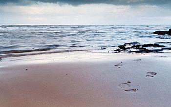 Nature, Sky, Beach, Sand, Shore, Bank, Life, Human, Person, Mainly Cloudy, Overcast, Traces HD wallpaper