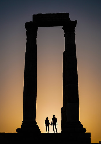 Twilight, Dark, Couple, Pair, Silhouettes, Dusk, Arch, Column, Columns HD phone wallpaper