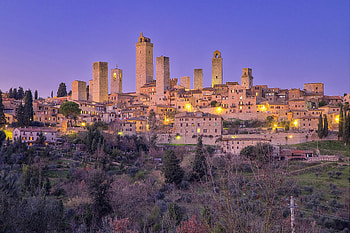 San Gimignano, Lights tower , Italian city section, Nighttime beauty HD wallpaper