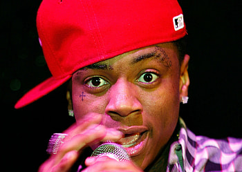 Soulja Boy rap, Micro concert, Dynamic performance HD wallpaper