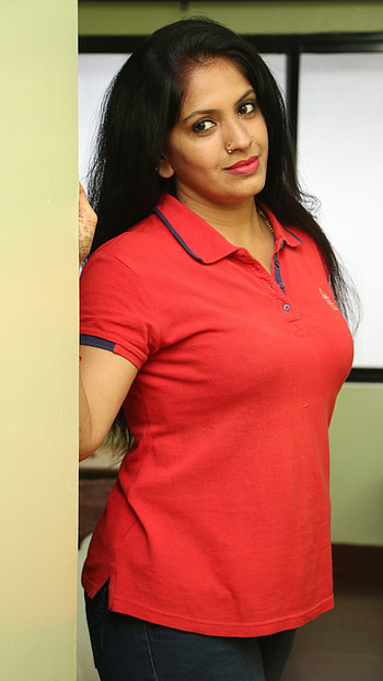 Haseena, mallu actress, fitness model HD phone wallpaper