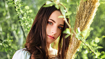 Girl In Nature Looking At Viewer , girls, model HD wallpaper