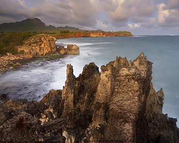 Patrick Smith graphy, Butte, sand, pier, rocks, beach, mist, wind, mountian, clouds, sunset HD wallpaper