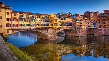 Ponte Vecchio, Arno river bridge, Florence HD wallpaper