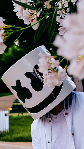 Marshmello, Singer HD phone wallpaper