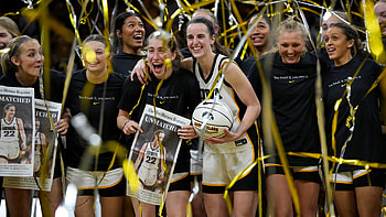Basketball Triumph Celebration, basketball, Caitlin Clark HD wallpaper
