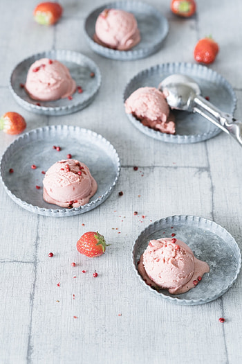Strawberry prosecco sorbet, Refined taste, Red berries delight, Tinastausendschn recipe HD phone wallpaper