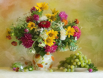 Bountiful, green grapes, colorful, grapes, vase, spring, pink, plate, sunflowers, rainbow, pretty, yellow, fruit, flowers HD wallpaper