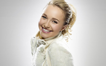 Hayden Panettiere, blond, blue eyes, pretty smile, georgeus, actress, female HD wallpaper