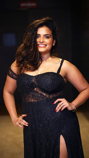 Sarayu, telugu actress, model, sexy gorgeous, 7atrs HD phone wallpaper