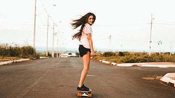 Woman riding skateboard, Urban skate lifestyle, Road adventure, graphy HD wallpaper