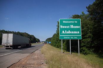 Alabama travels, blame unvaccinated folks, covid rise, Alabama gov HD wallpaper