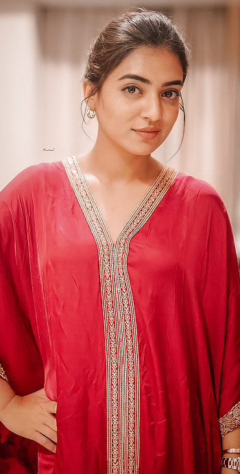 Nazriya Nazim, embellishment, koode, trance HD phone wallpaper