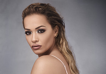 Rita Ora Portrait , rita-ora, celebrities, girls, music HD wallpaper
