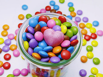 Colorful, sweet candies, chocolate HD wallpaper