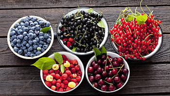 Berries , High-resolution , Colorful fruits, Nature's beauty HD wallpaper