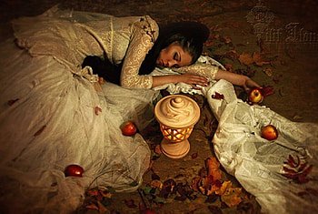 Snow White Sleep well, lady, model, apple, snow white, sleep HD wallpaper