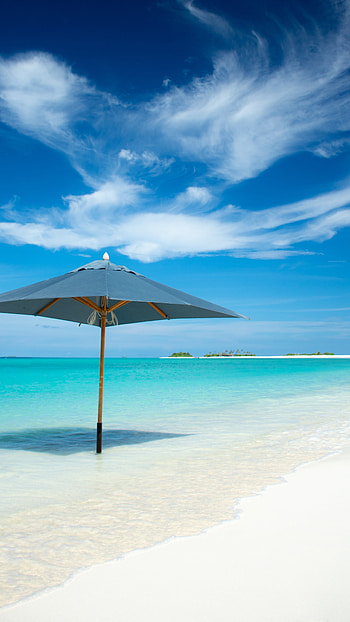 Beach umbrella, Arlmont u0026 co ria, Luxury undressed, U beach HD phone wallpaper