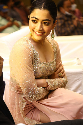 rashmika mandanna, dress, face, hair HD phone wallpaper