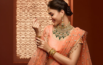 girl, fashion, Smile, beautiful, figure, model, pretty, beauty, brunette, pose, cute, indian, makeup, sari, Jewellery, traditional for , section девушки, Jewellery Model HD wallpaper