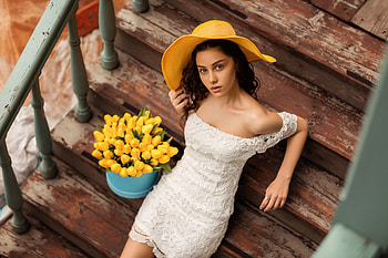 White Dress Girl With Tulips Flowers, white-dress, girls, model HD wallpaper