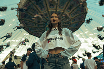 Girl Enjoying The Fair, girls, model, behance, graphy HD wallpaper