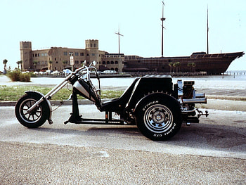 The Outlaw Lowrider, trike, motorcycles, harley, lowrider HD wallpaper